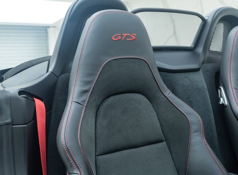 Porsche 718 BOXSTER GTS 4.0 17