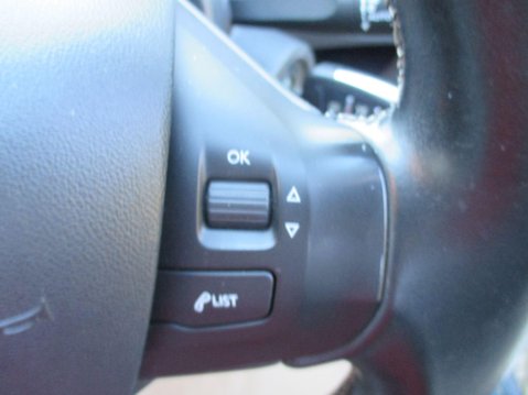 Peugeot 2008 1.2 PureTech Allure EAT Euro 6 (s/s) 5dr 37