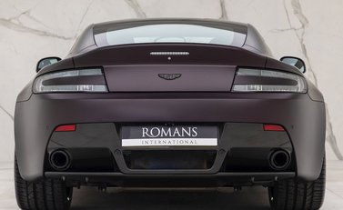 Aston Martin V12 Vantage S AMR 5