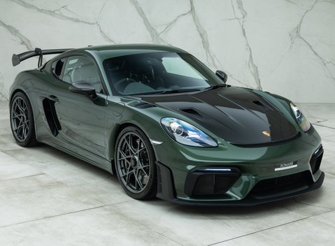Porsche Cayman GT4 RS (718) 11