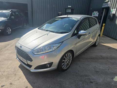 Ford Fiesta TITANIUM X 3