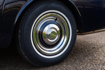 Bentley S1 Continental Flying Spur 4-Light 11