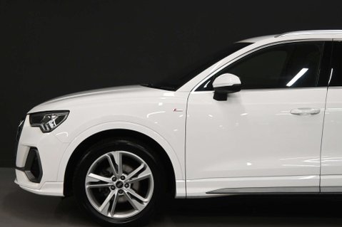 Audi Q3 1.5 Q3 S Line 35 TFSI MHEV Semi-Auto 5dr 19