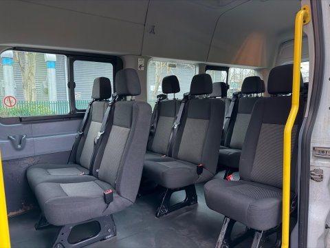 Ford Transit 2.2 TDCi 460 HDT L4 H3 4dr (18 seats) 27