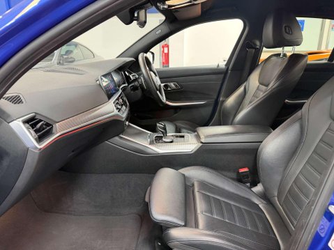 BMW 3 Series 2.0 330e 12kWh M Sport Saloon 4dr Petrol Plug-in Hybrid Auto Euro 6 (s/s) ( 34