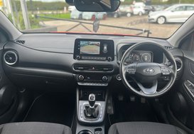 Hyundai KONA T-GDI PREMIUM MHEV 33