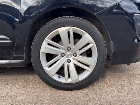 Peugeot 3008 1.6 3008 Allure HDi 5dr 40