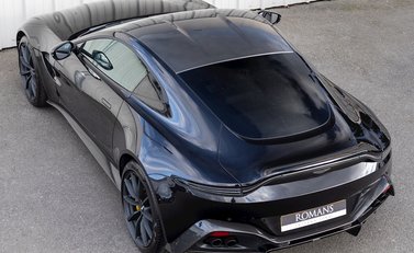 Aston Martin V8 Vantage 9