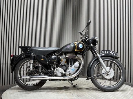 Ajs 
