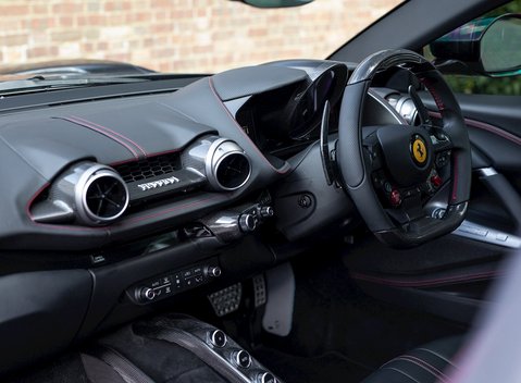 Ferrari 812 Superfast 14