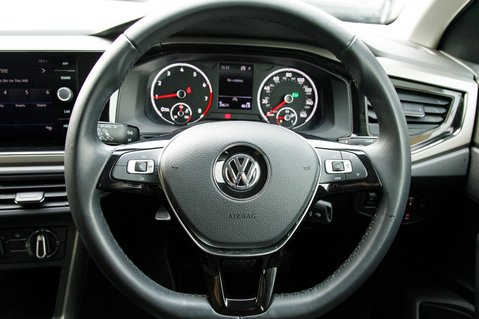 Volkswagen Polo MATCH TSI DSG 20