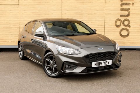 Ford Focus ST-LINE 1