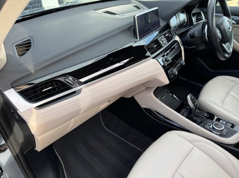 BMW X1 SDRIVE20I XLINE 18