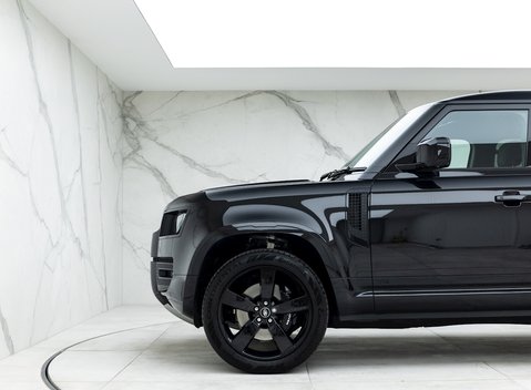 Land Rover Defender 110 V8 26