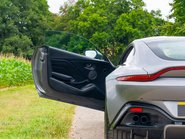 Aston Martin Vantage V8 7