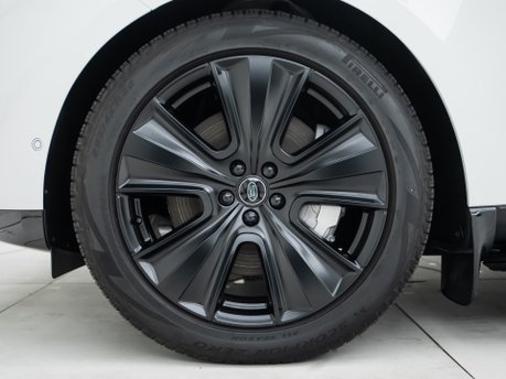 Land Rover Range Rover P440e SE 