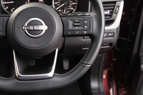 Nissan Qashqai DIG-T ACENTA PREMIUM MHEV 20