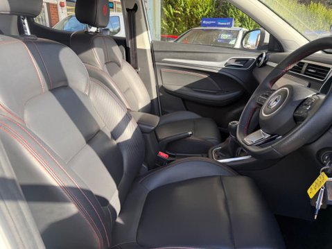 MG ZS 1.5 VTi-TECH Exclusive Euro 6 (s/s) 5dr 17