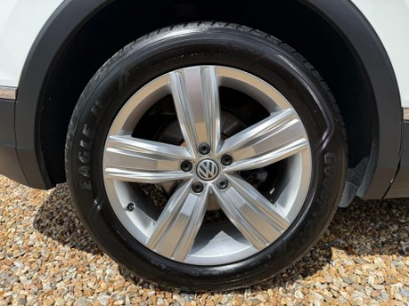 Volkswagen Tiguan 2.0 TDI SEL DSG Euro 6 (s/s) 5dr 16