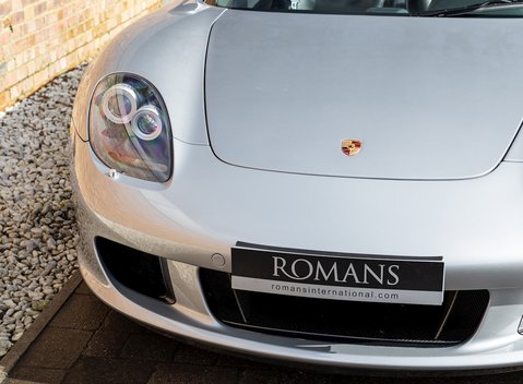 Porsche Carrera GT 22