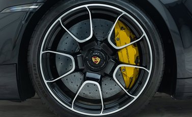 Porsche 911 Turbo S (992) 29