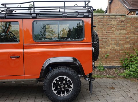 Land Rover 90 Adventure 19