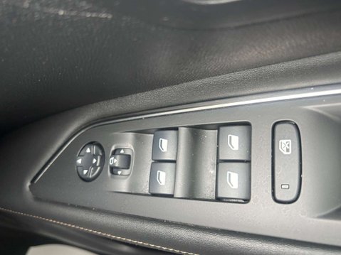 Peugeot 3008 1.5 BlueHDi GT Line SUV 5dr Diesel Manual Euro 6 (s/s) (130 ps) 61