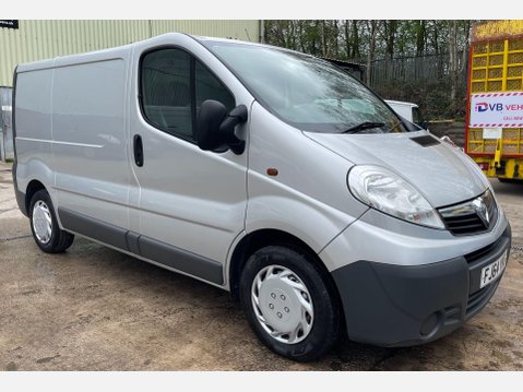 Vauxhall Vivaro 2.0 2700 CDTi FWD L1 4dr 5