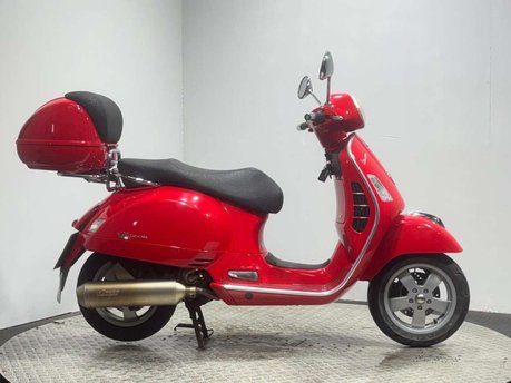 Piaggio Vespa GTS 2006 ONLY 10K 250CC PROJECT BIKE CLEAN EXAMPLE