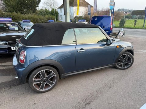Mini Convertible 1.6 Cooper Euro 5 2dr 8