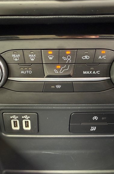Ford Ecosport ST-LINE DESIGN - 2 OWNERS - CAMERA - FORD SERVICE HISTORY - APPLE CARPLAY 