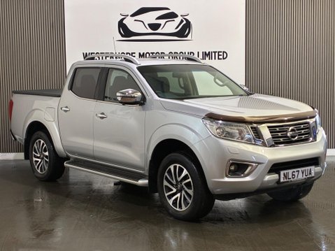Nissan Navara 2.3 dCi Tekna 4WD Euro 6 (s/s) 4dr 1