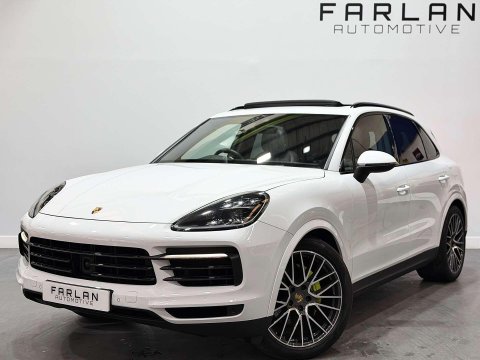 Porsche Cayenne 3.0 V6 E-Hybrid 14kWh SUV 5dr Petrol Plug-in Hybrid TiptronicS 4WD Euro 6 ( 5