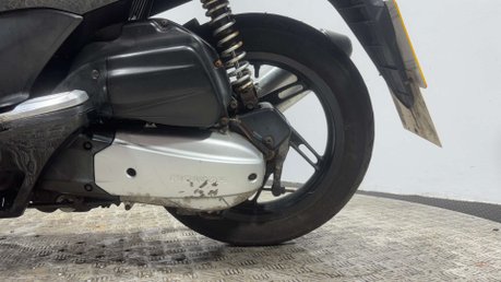 Honda PCX 2011 40K GOOD RUNNING PROJECT BIKE SCOOTER 125CC LEARNER 20