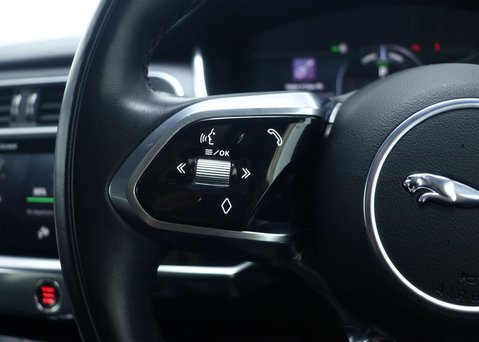 Jaguar I-Pace 400 90kWh HSE Black SUV 5dr Electric Auto 4WD (400 ps) 39