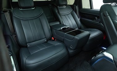 Land Rover Range Rover D350 AUTOBIOGRAPHY 18