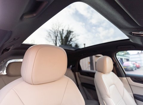 Porsche Cayenne E-Hybrid Coupé 13