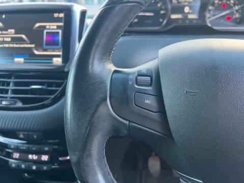 Peugeot 2008 1.2 VTi Allure Euro 5 5dr 17