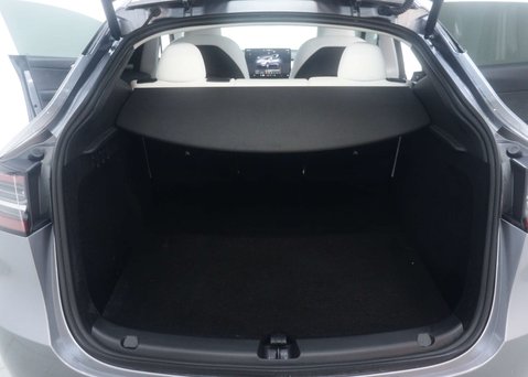 Tesla Model Y Model Y Long Range AWD 4WD 5dr 45