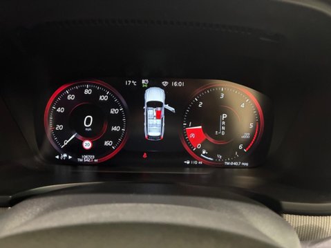 Volvo V90 2.0 D4 R-Design Auto Euro 6 (s/s) 5dr 44