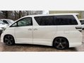 Toyota Vellfire AUTO - IMPORT 18