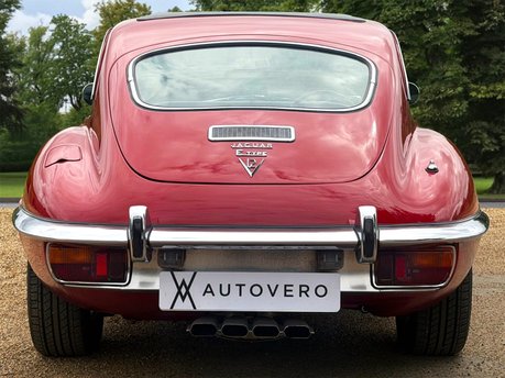 Jaguar E-Type 2+2 6