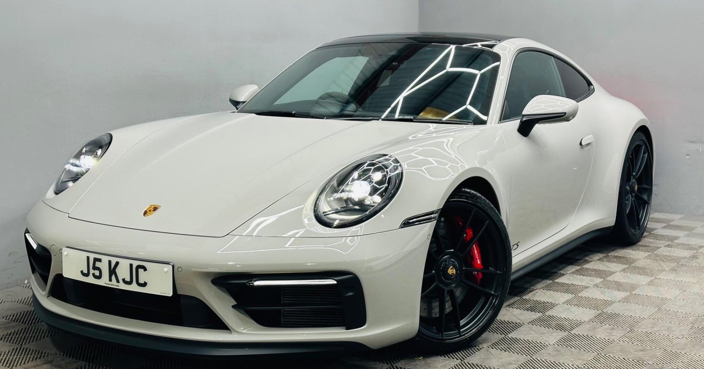 2022 Porsche 911