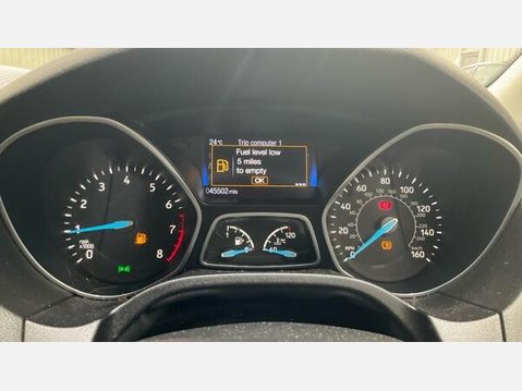 Ford Focus 1.0T EcoBoost Titanium Euro 6 (s/s) 5dr 9