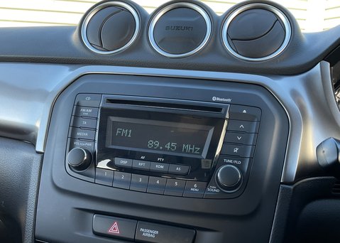 Suzuki Vitara SZ4 BOOSTERJET MHEV 10