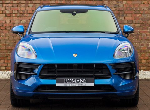 Porsche Macan GTS 4