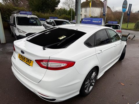 Ford Mondeo 2.0 TDCi ST-Line Edition Euro 6 (s/s) 5dr 11