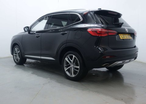 MG HS 1.5 MG HS Exclusive Semi-Auto 5dr 9