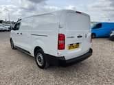 Vauxhall Vivaro LWB L2H1 [SOLD CM] Low Roof Prime 3100 Cruise Sensors EURO 6 10