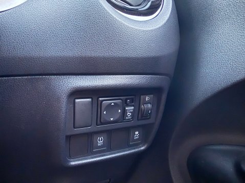 Nissan Juke 1.6 Juke N-Connecta CVT 5dr 24